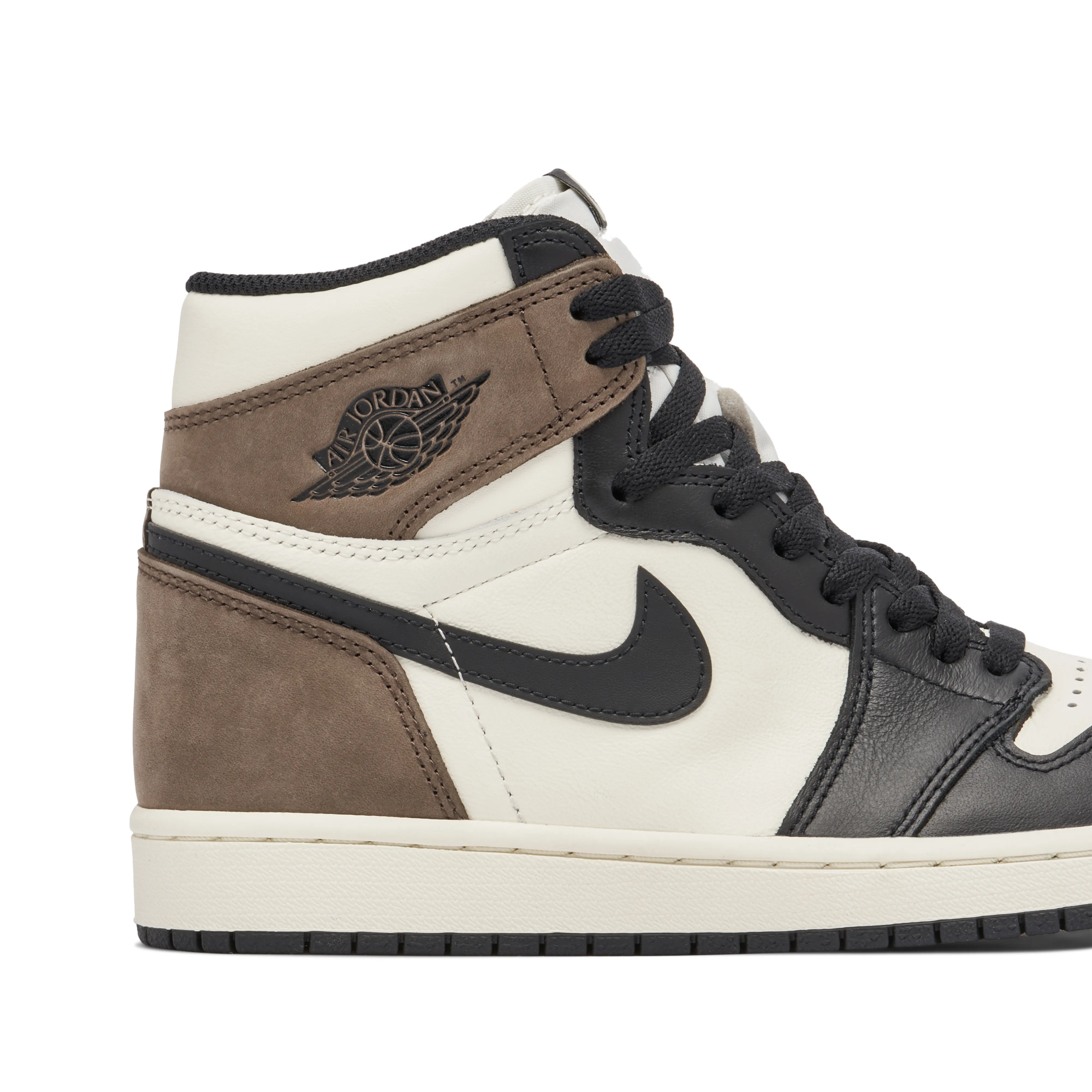 Air Jordan 1 High Dark Mocha - image 4