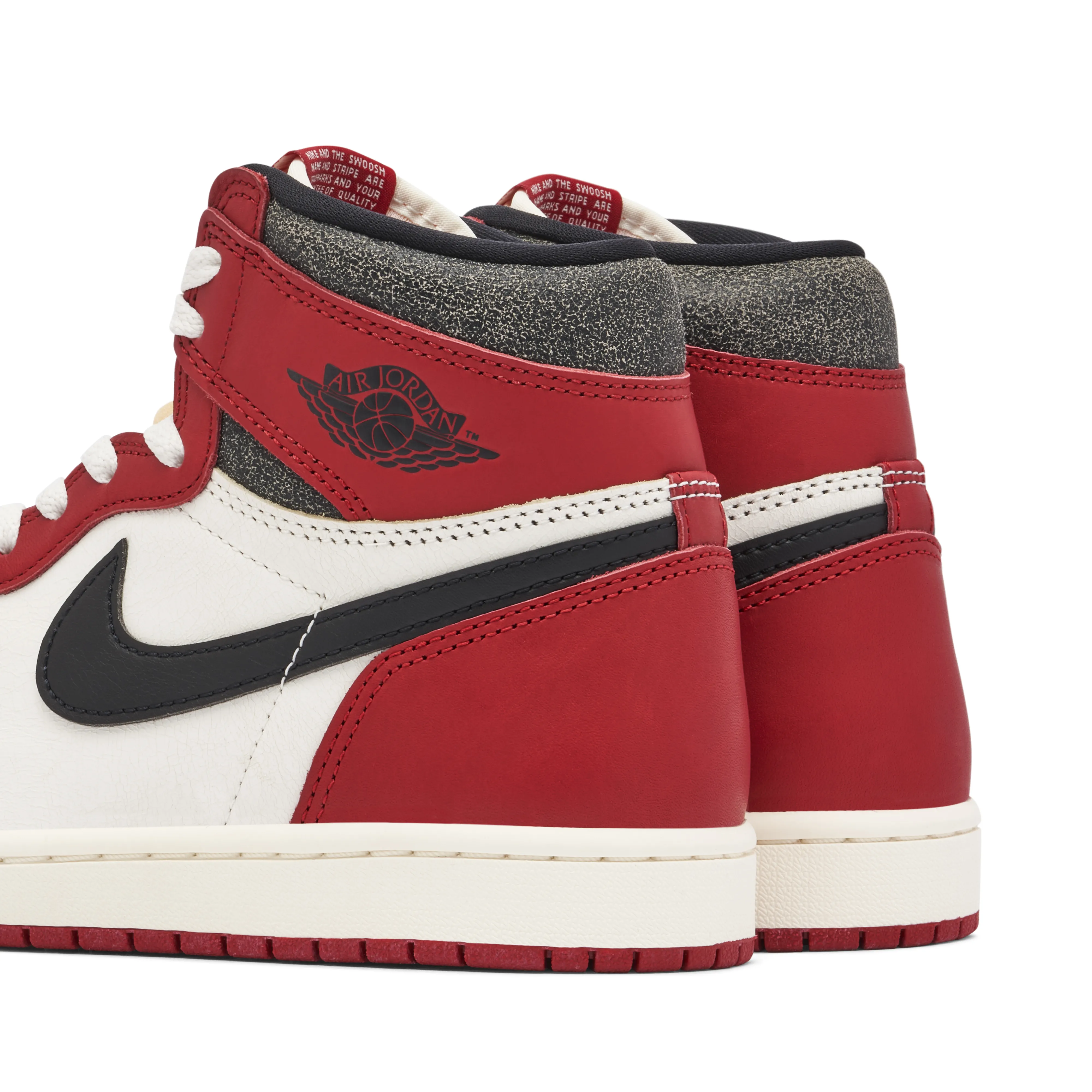 Air Jordan 1 High OG Chicago Lost and Found - image 5