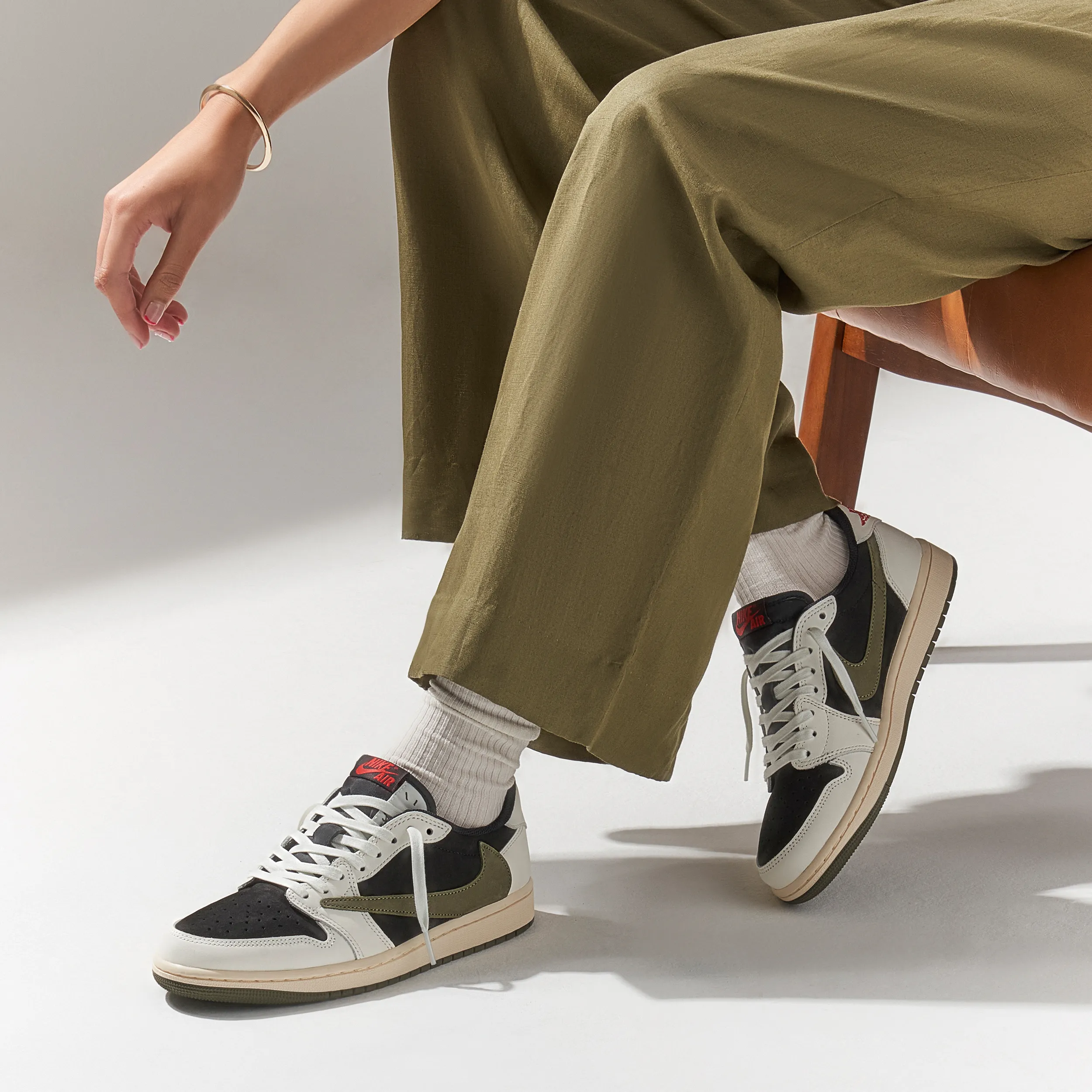 Air Jordan 1 Low OG SP x Travis Scott Olive Womens - image 2