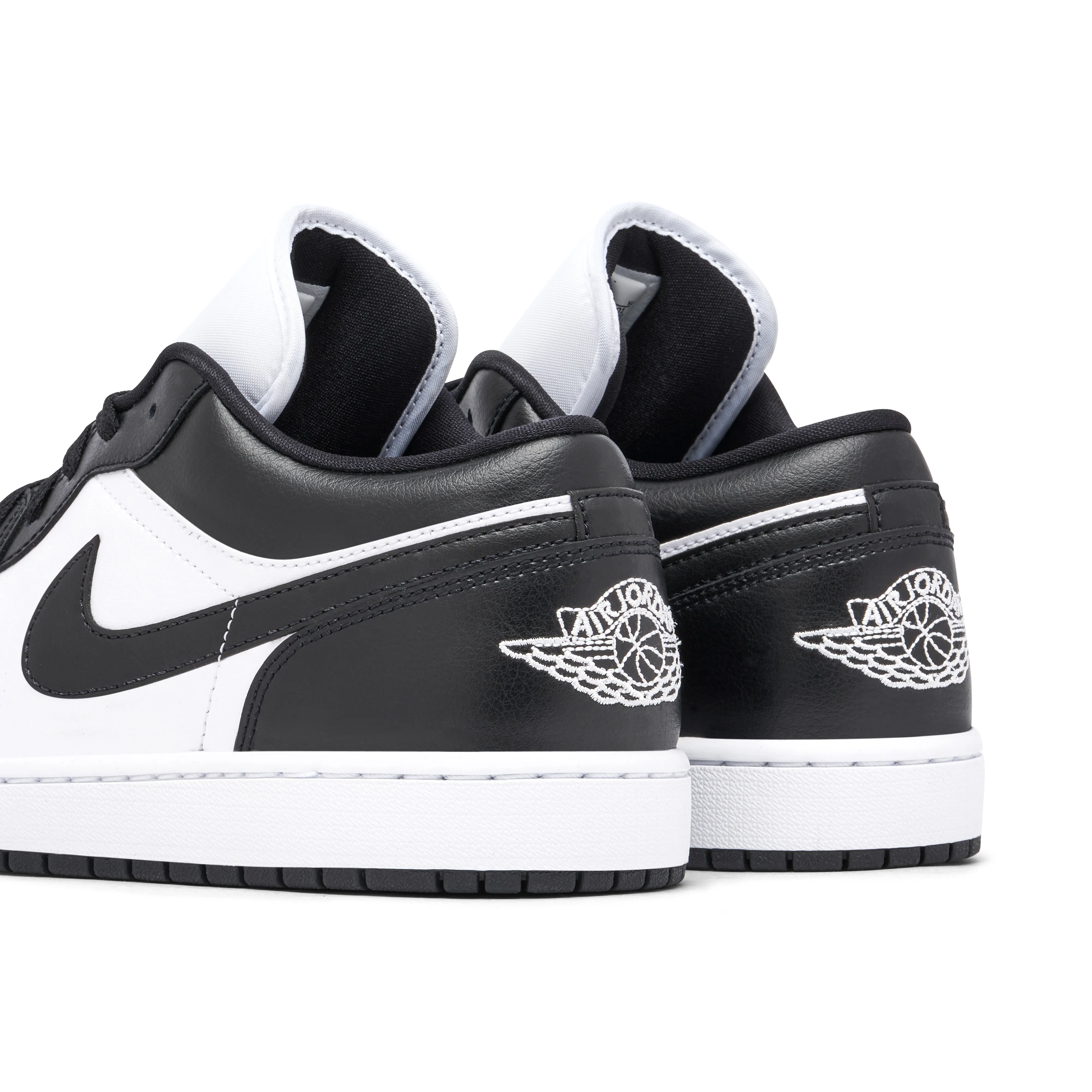 Air Jordan 1 Low Panda - image 3