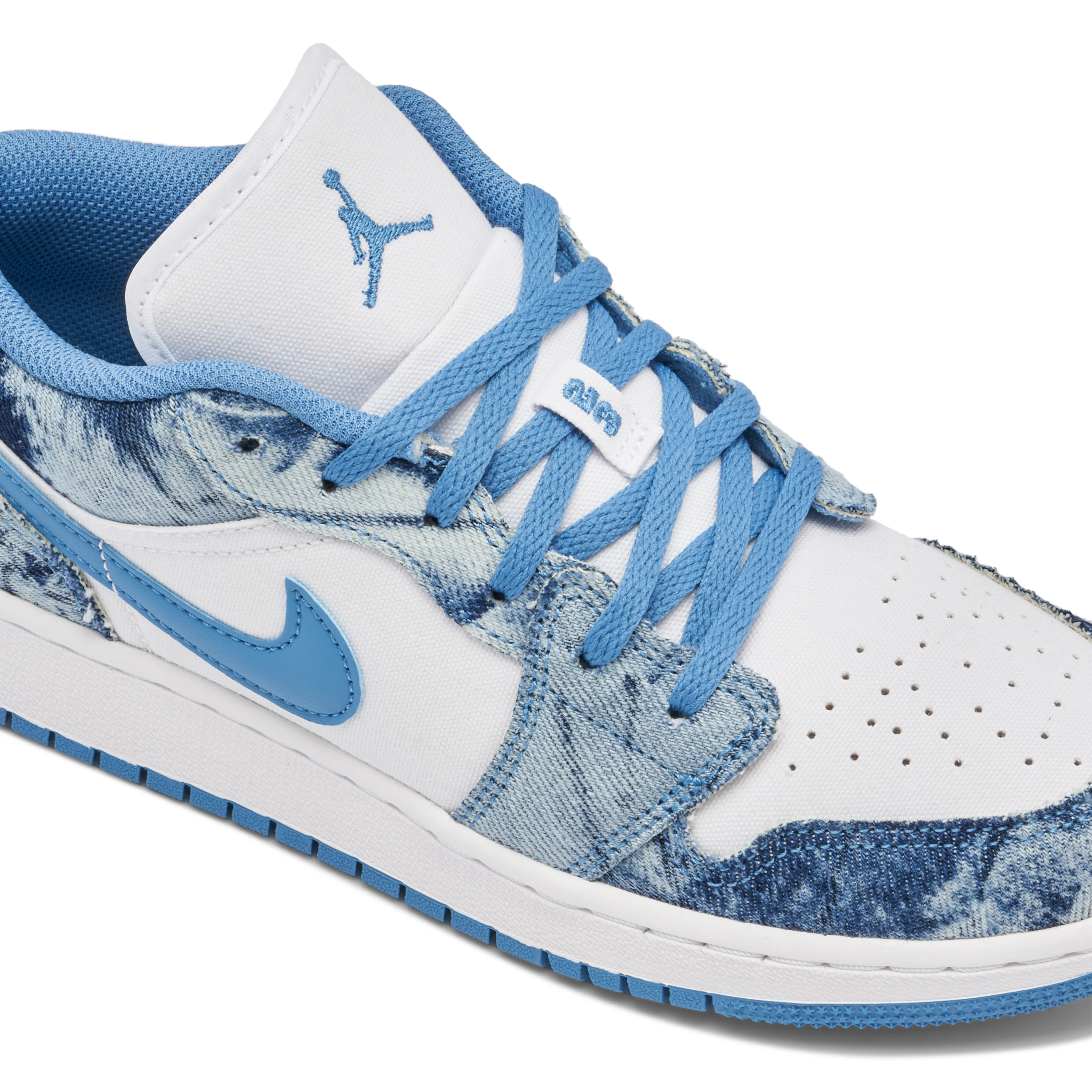 Air Jordan 1 Low Washed Denim GS - image 4