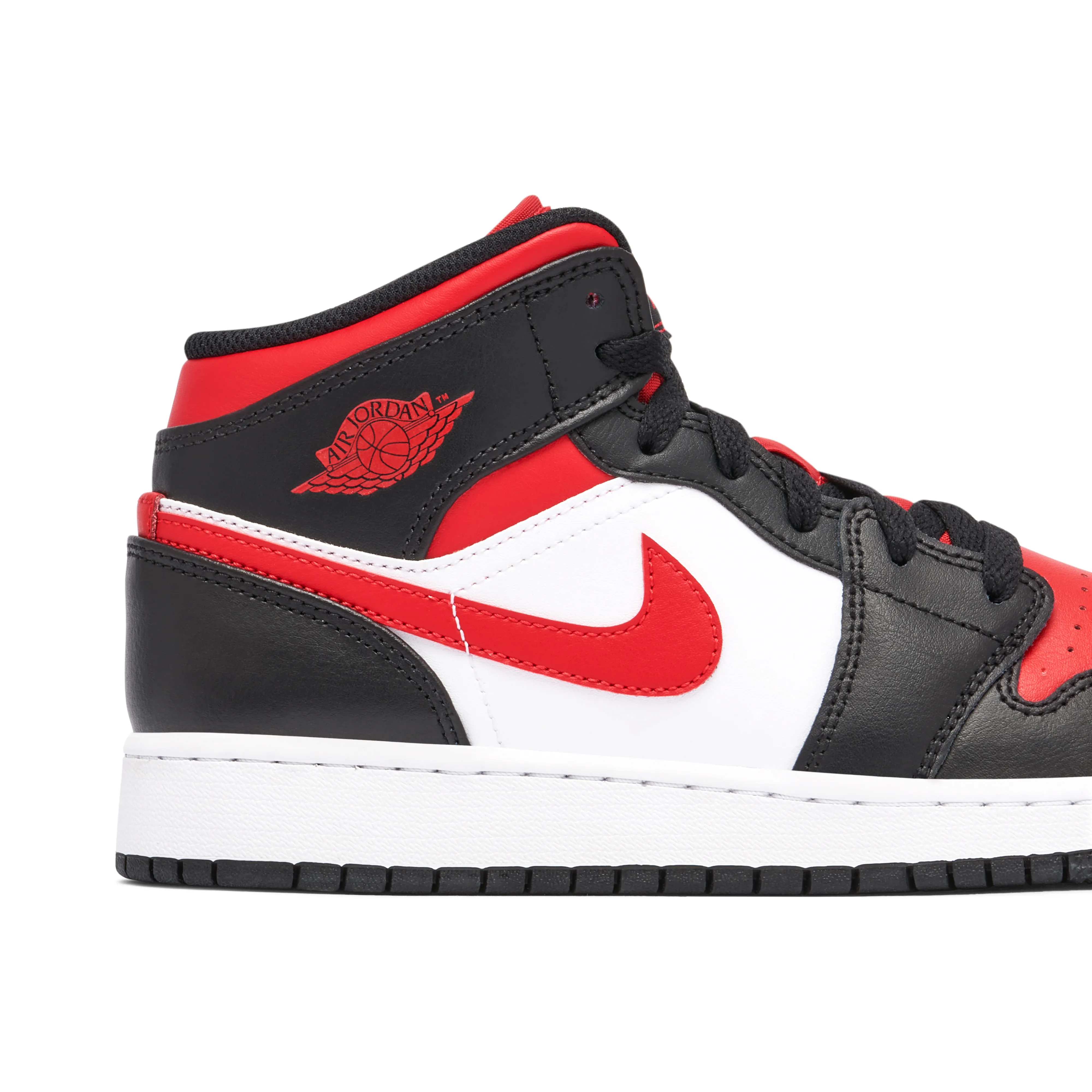 Air Jordan 1 Mid Bred Toe White GS - image 4
