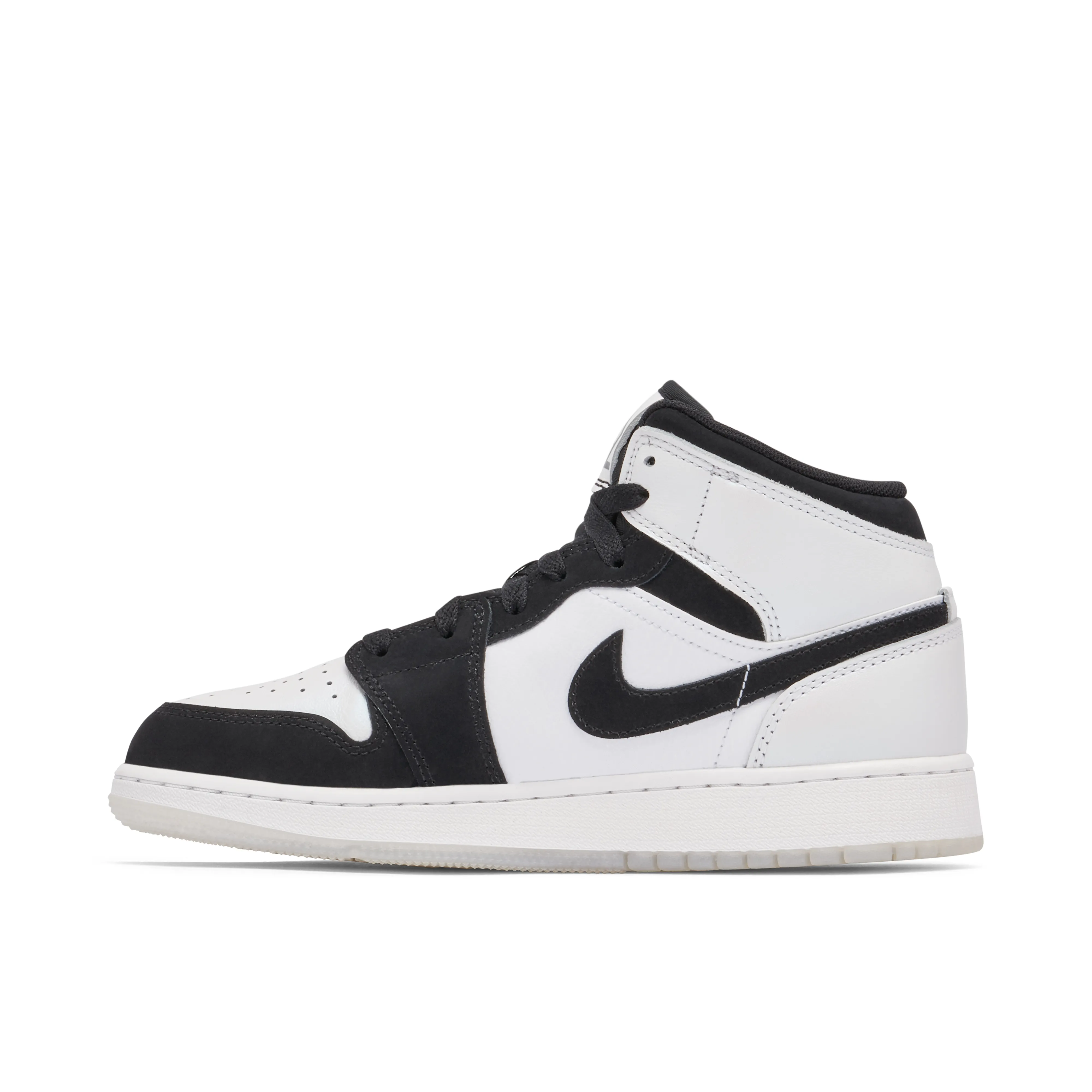 Air Jordan 1 Mid SE Diamond GS - image 2