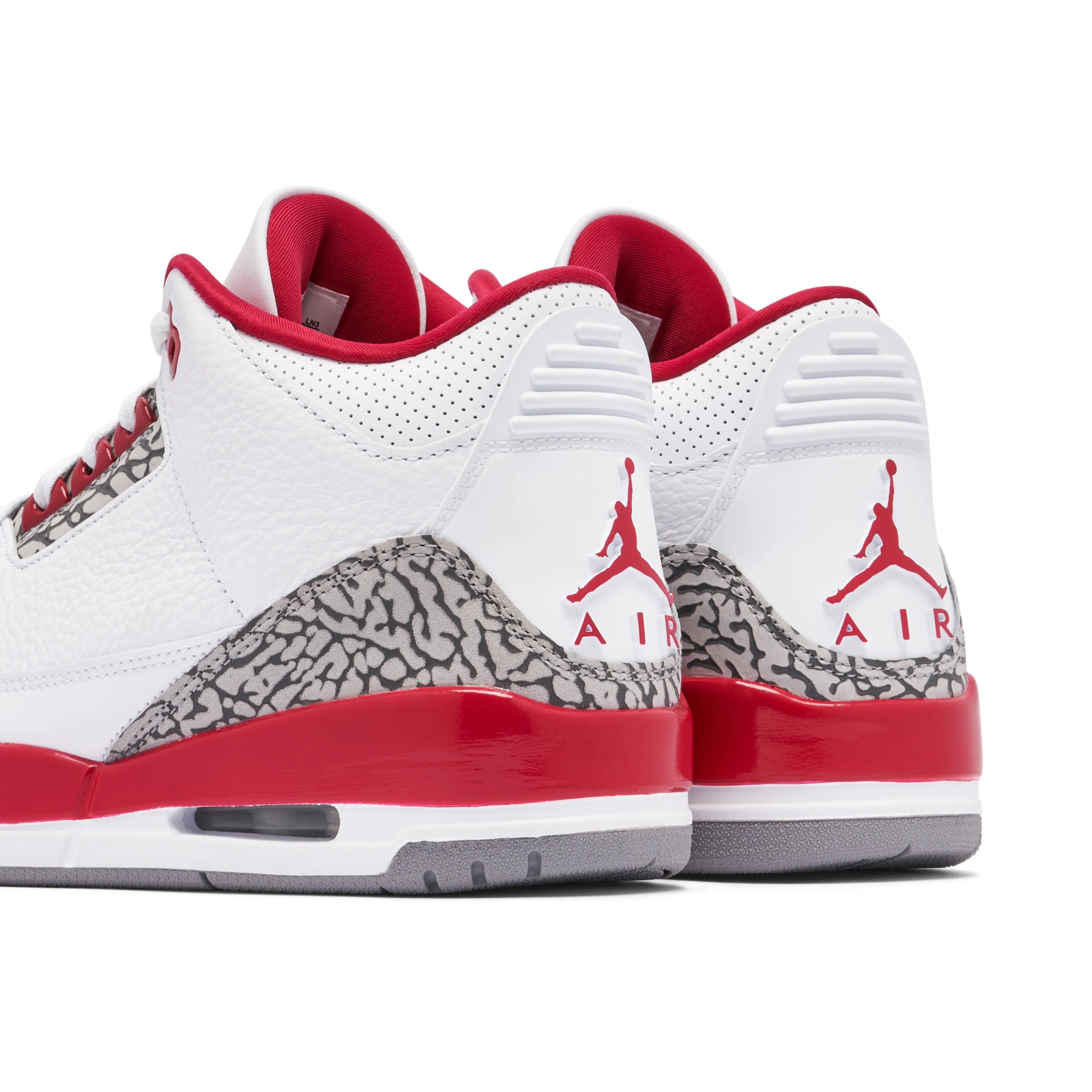 Air Jordan 3 Cardinal Red - image 3