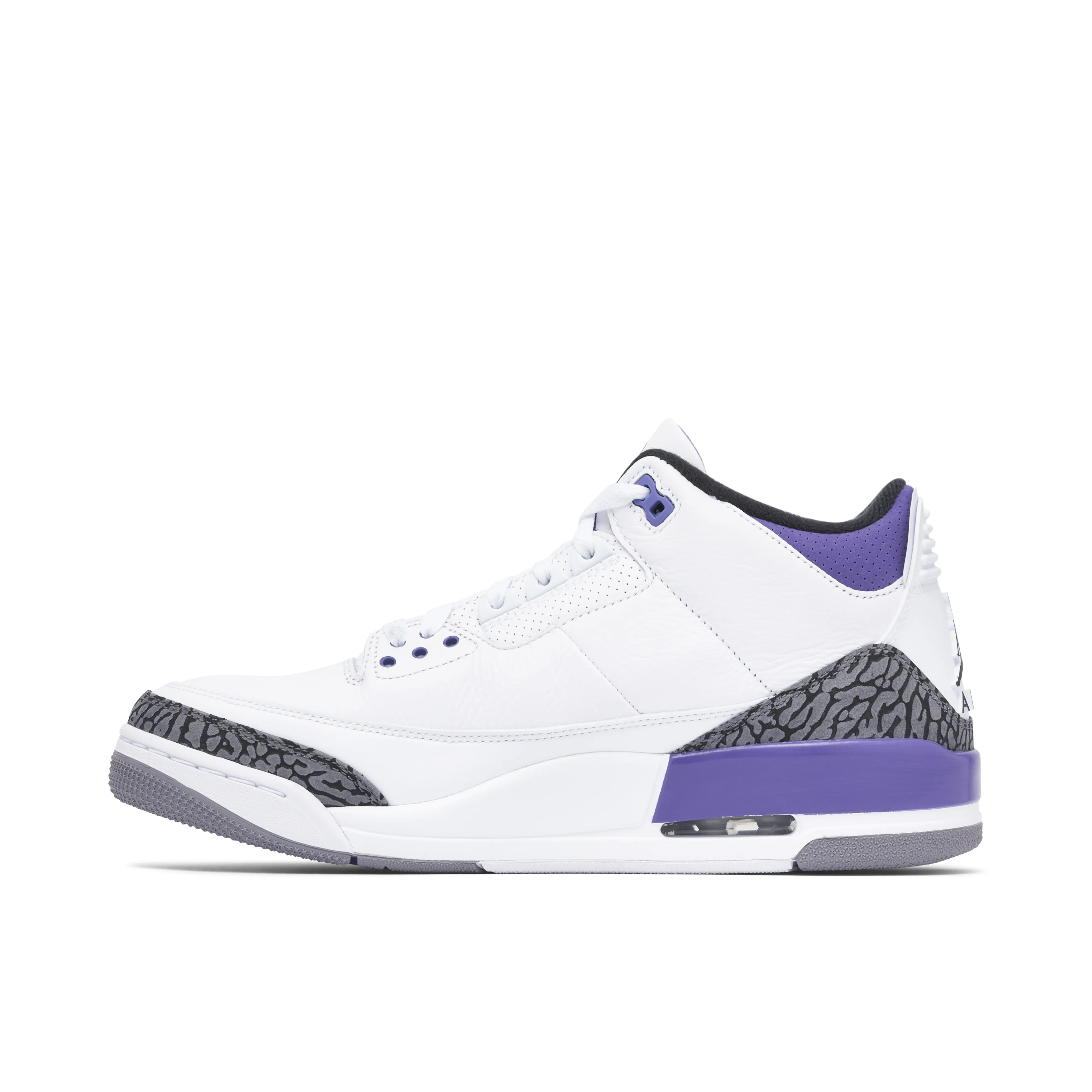 Air Jordan 3 Retro Dark Iris - image 2