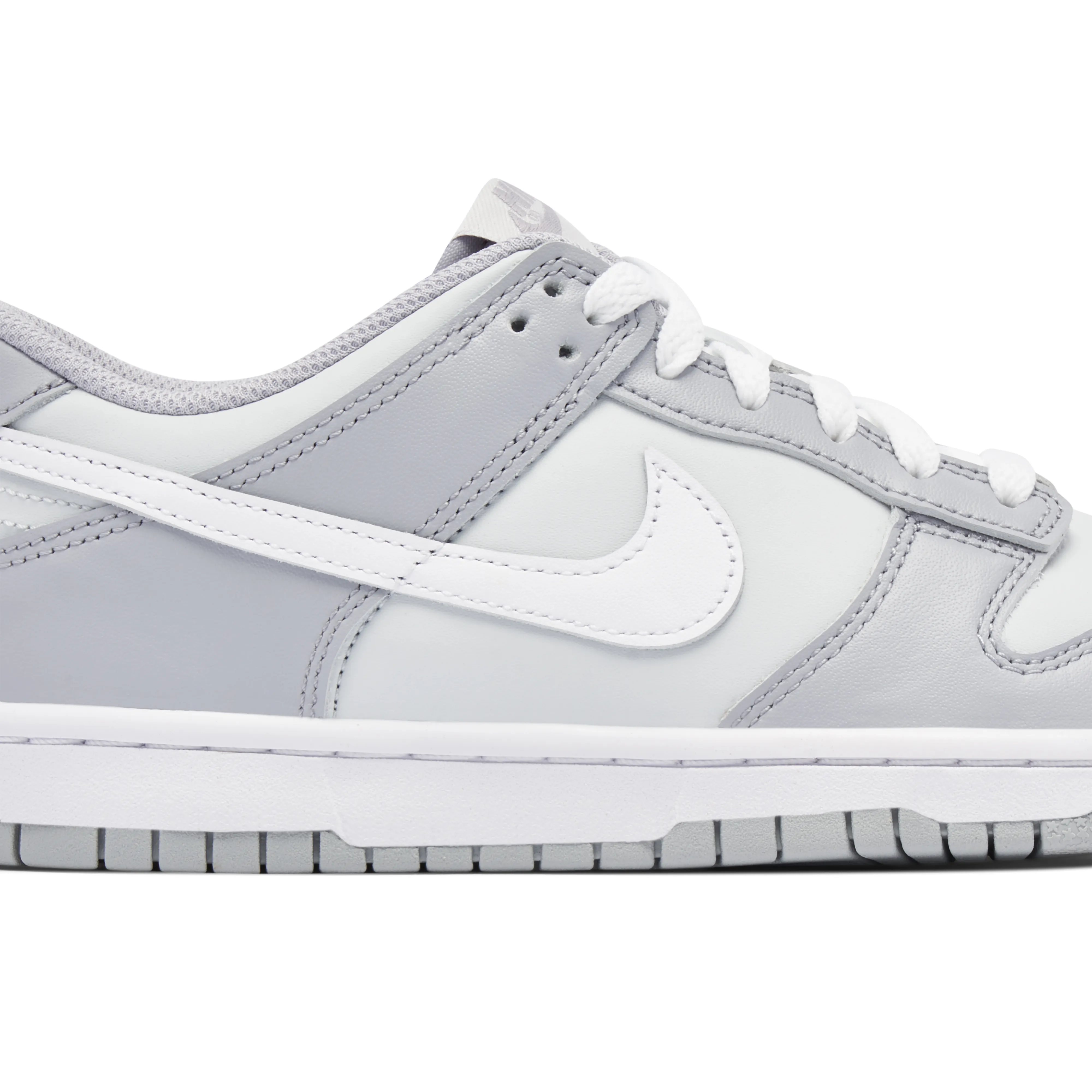 Nike Dunk Low Cloud Grey White GS - image 4