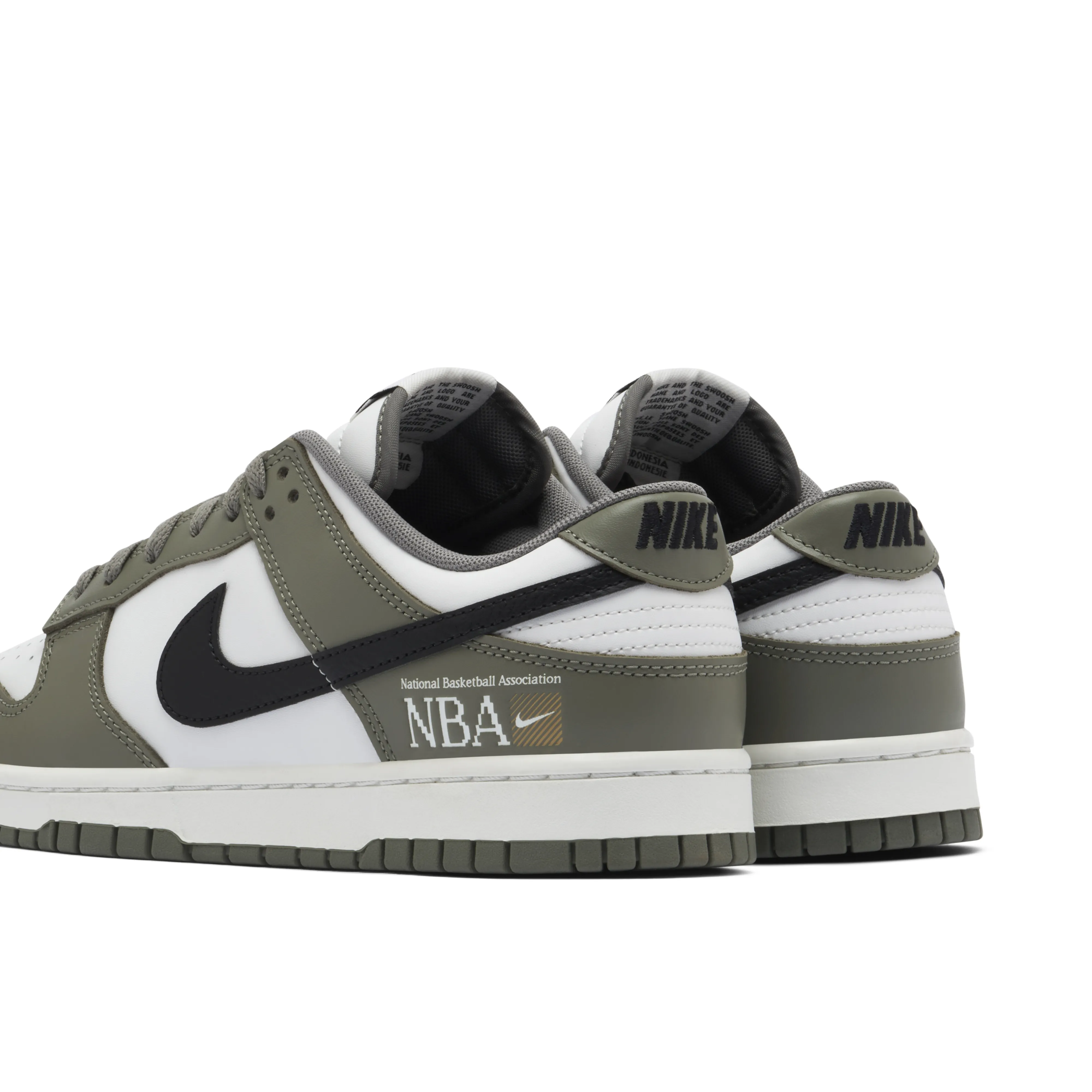 Nike Dunk Low NBA Paris - image 4