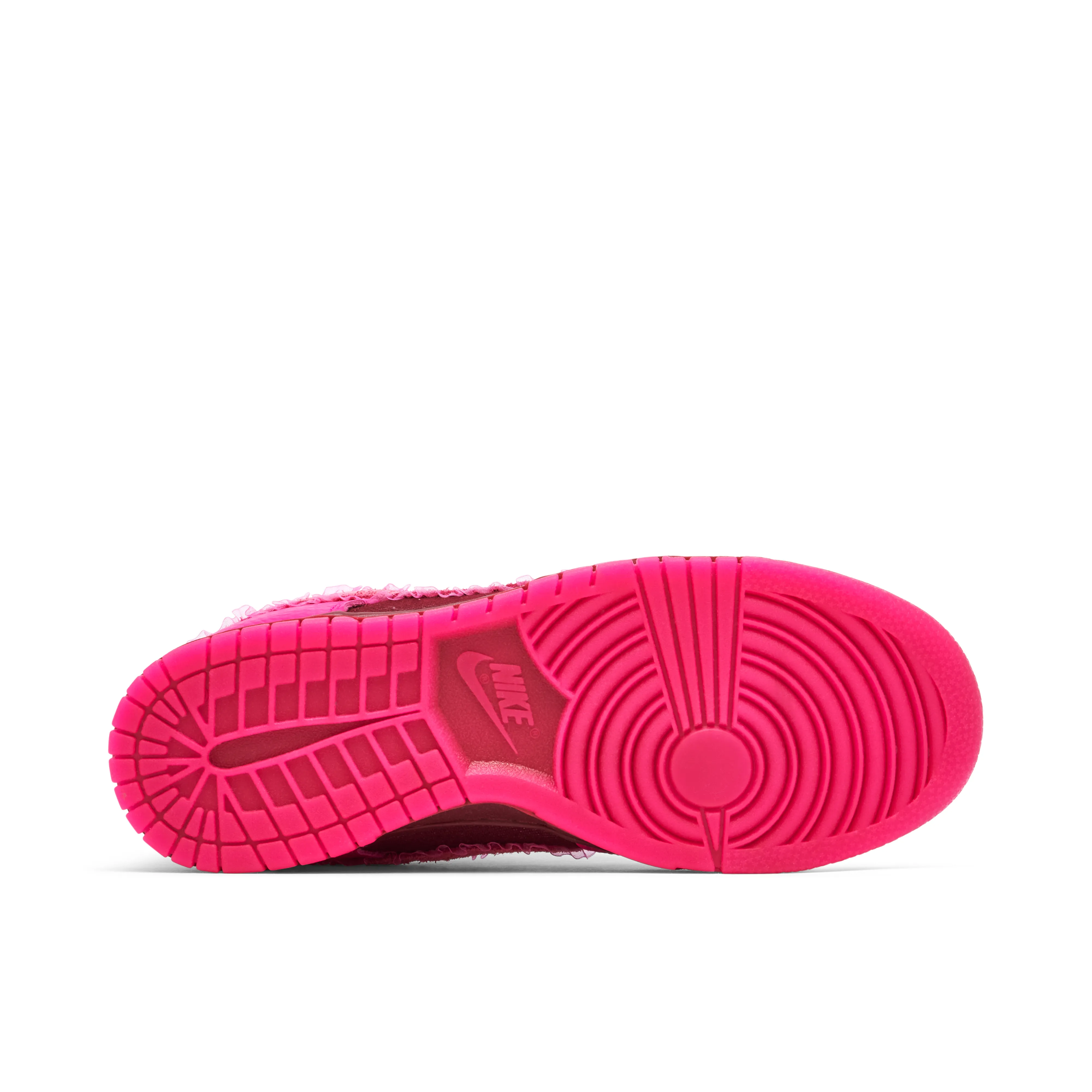 Nike Dunk Low Valentines Day Womens - image 5