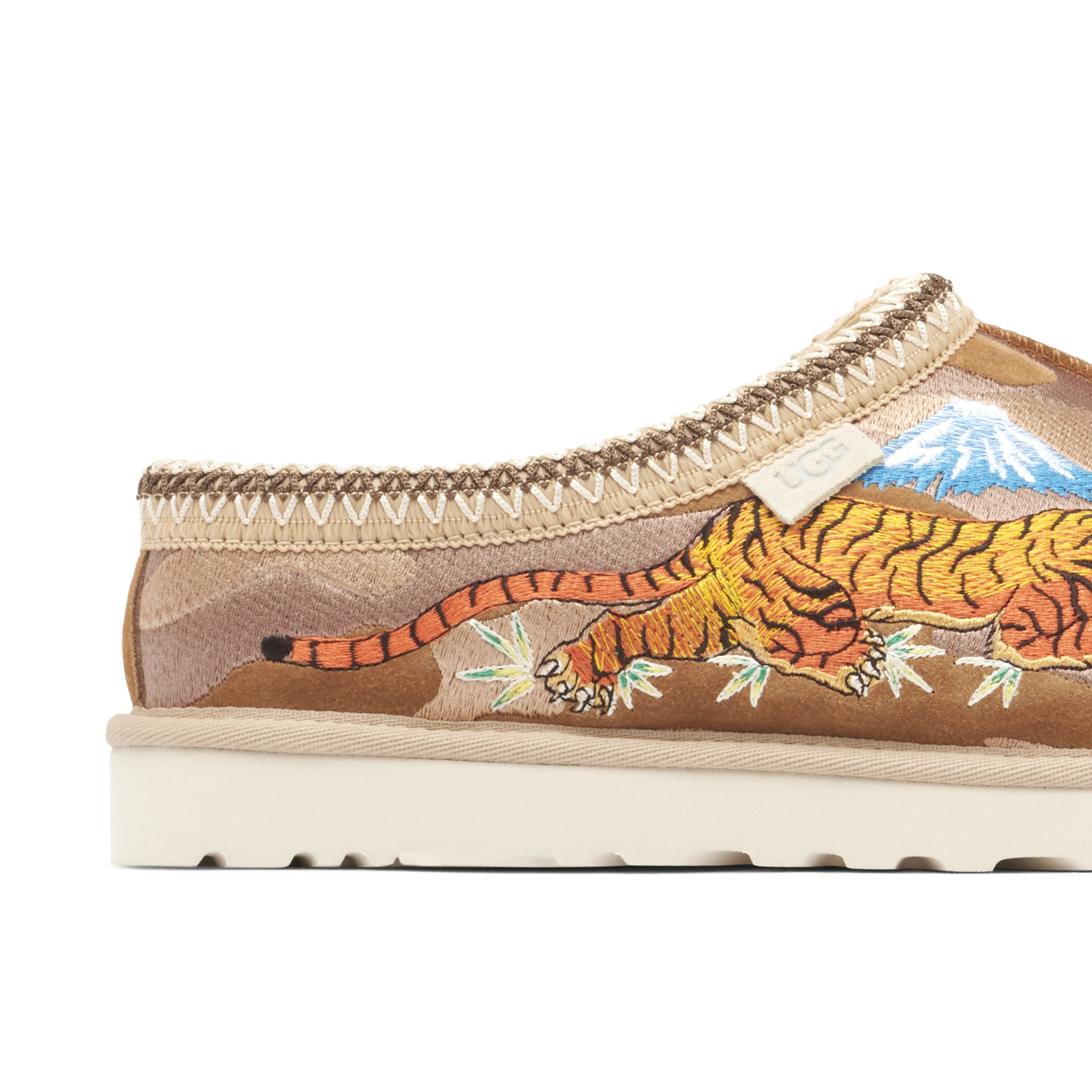 UGG Tasman Slipper Palace Chestnut Camo - image 5