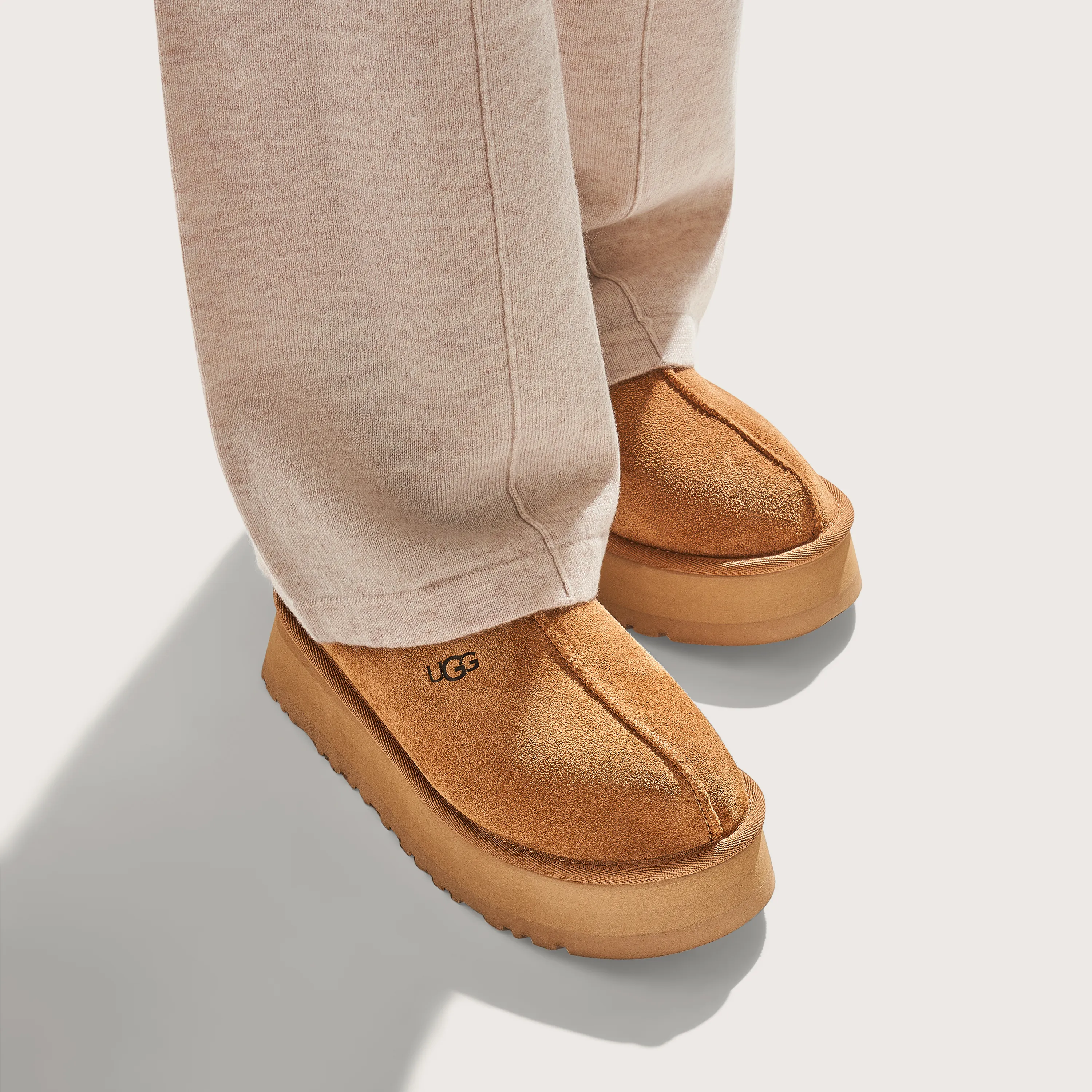 UGG Tazz Slipper Chestnut Womens - image 2
