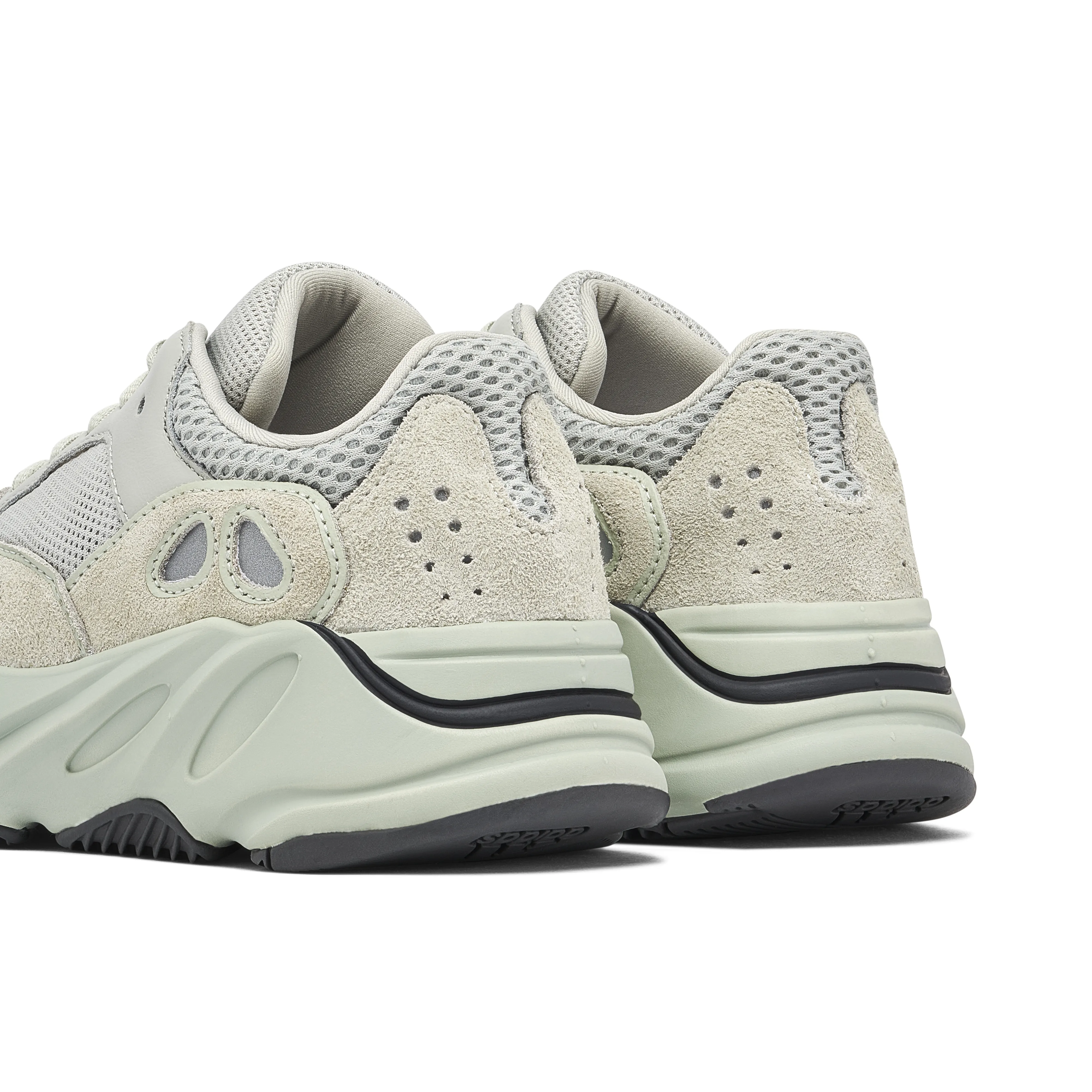 Yeezy 700 Salt - image 3