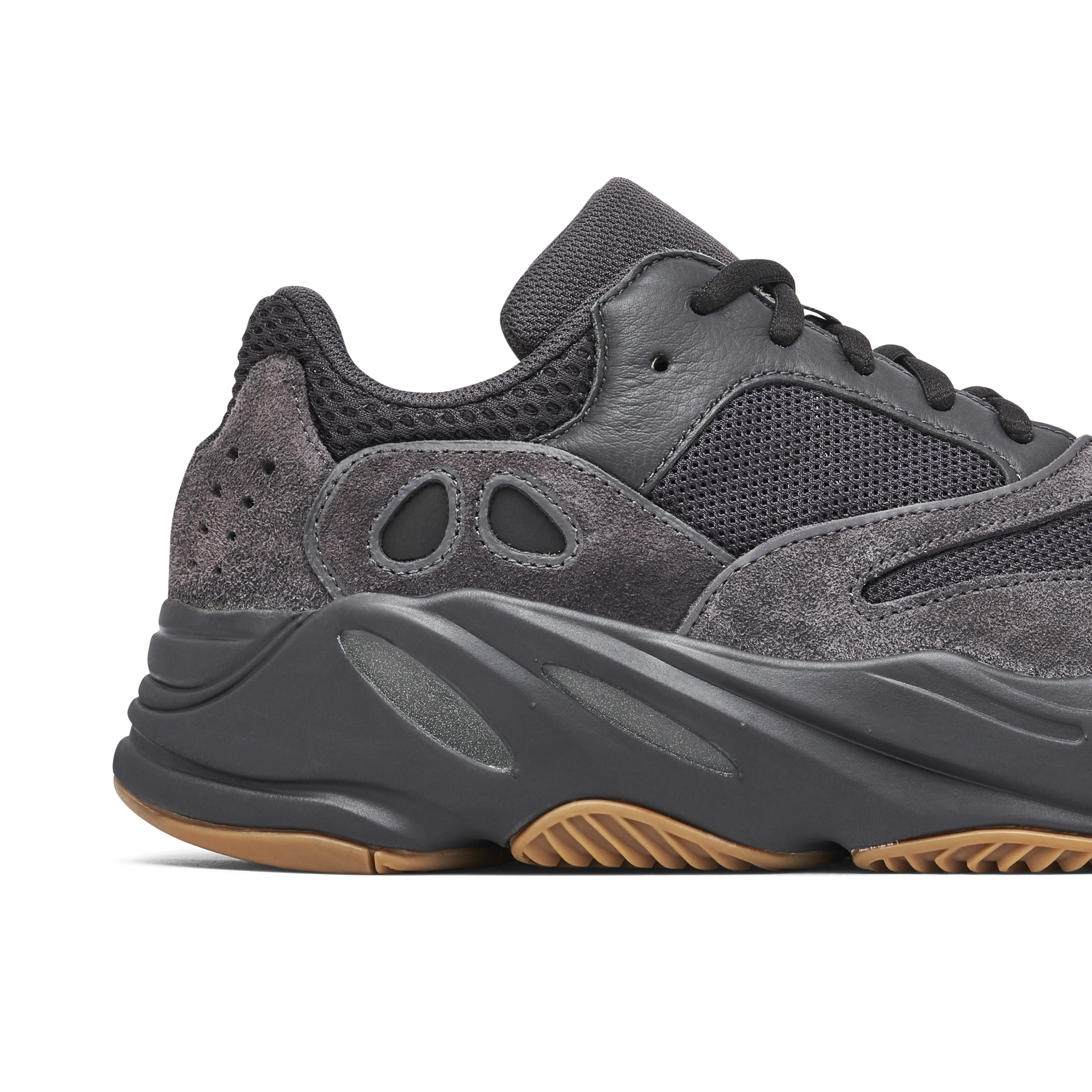 Yeezy 700 Utility Black - image 4