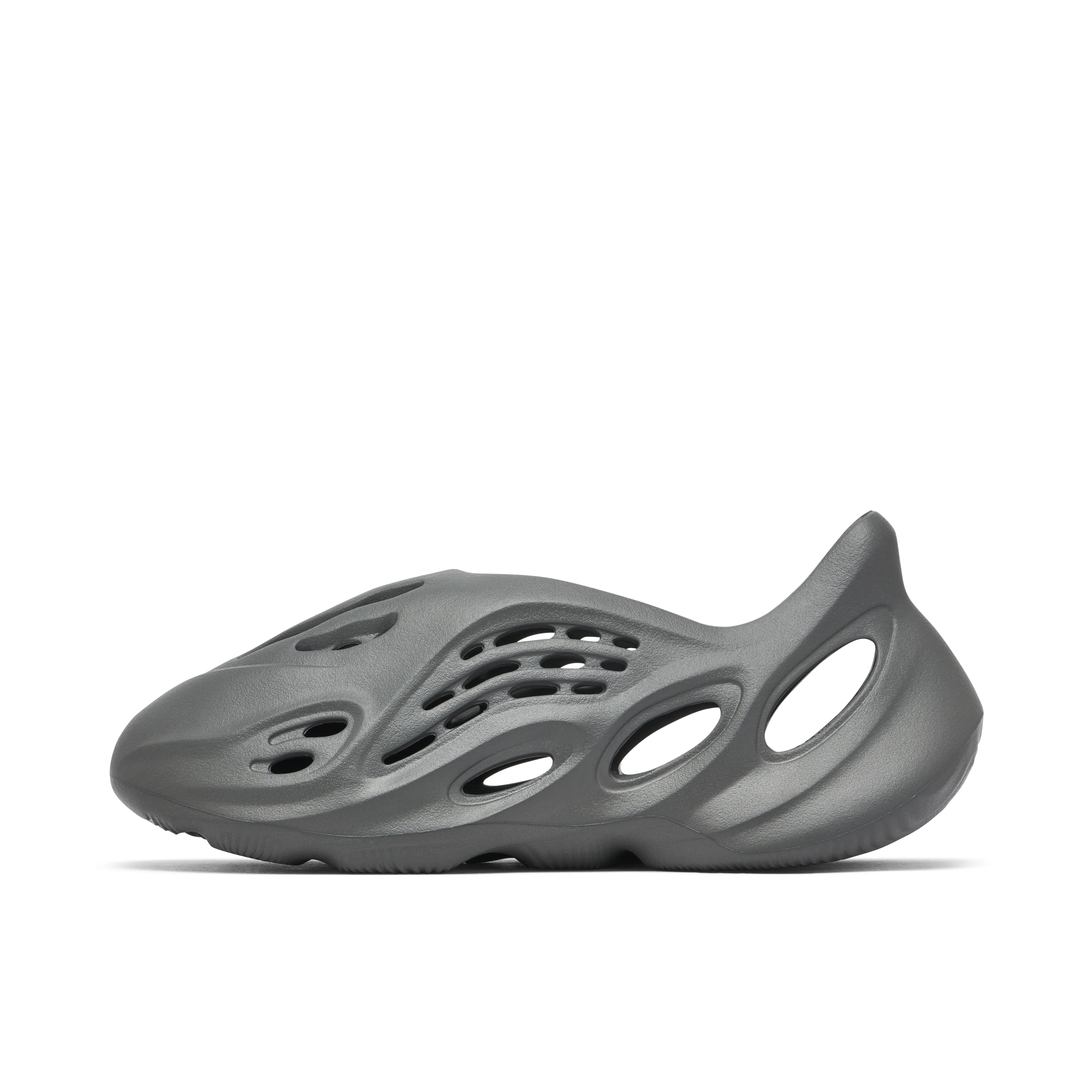 Yeezy Foam Runner Carbon - image 2