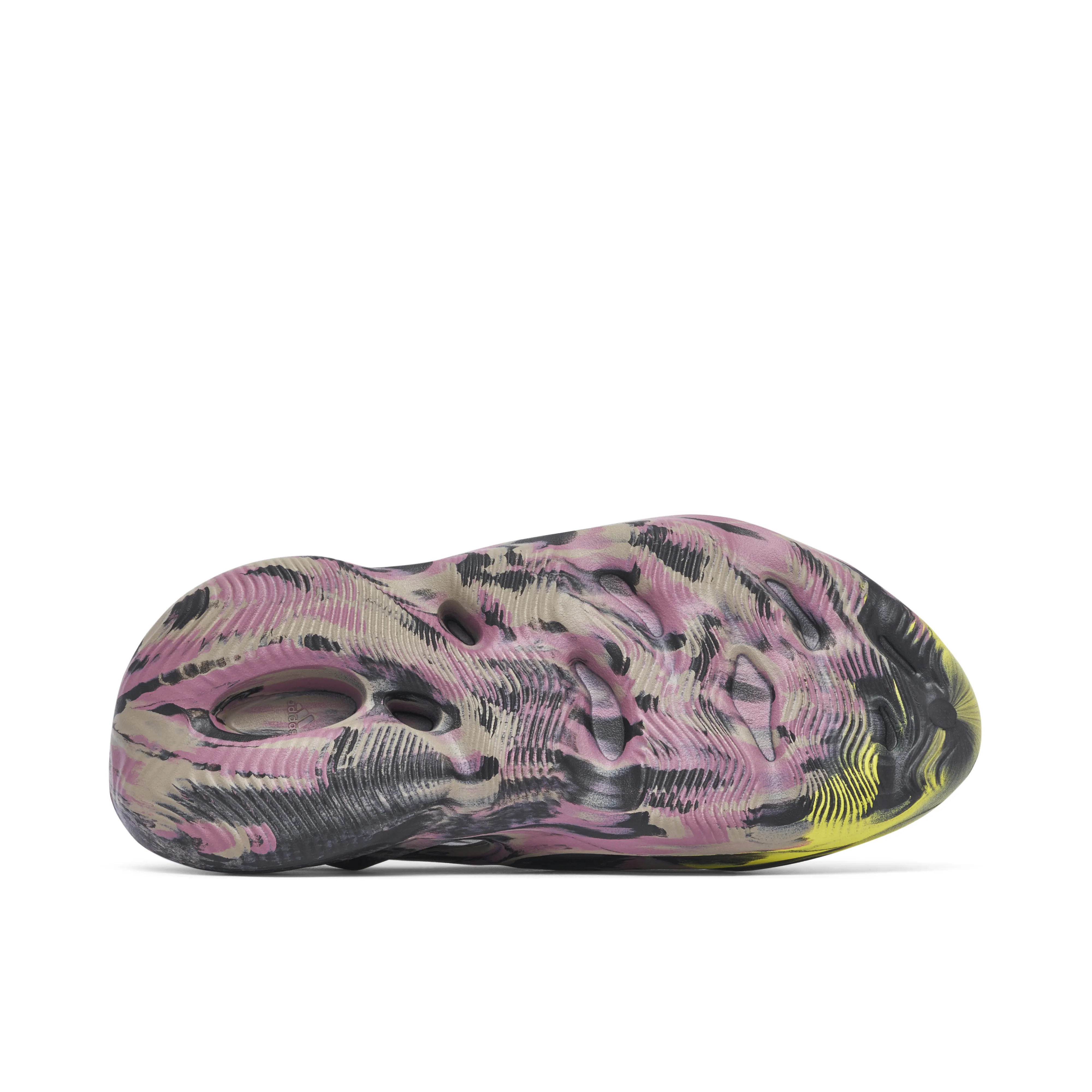 Yeezy Foam Runner MX Carbon - image 5