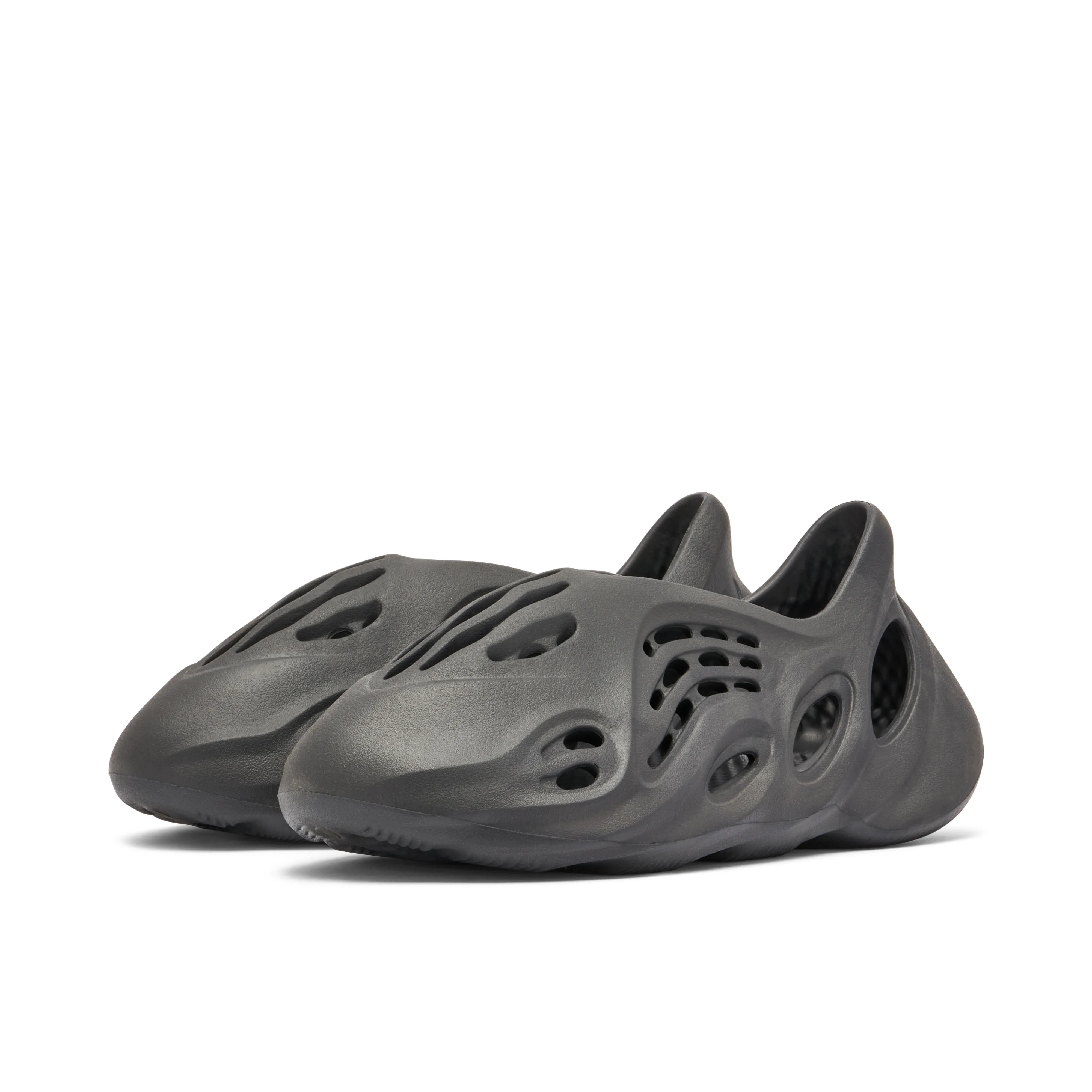 Yeezy Foam Runner Onyx - image 6