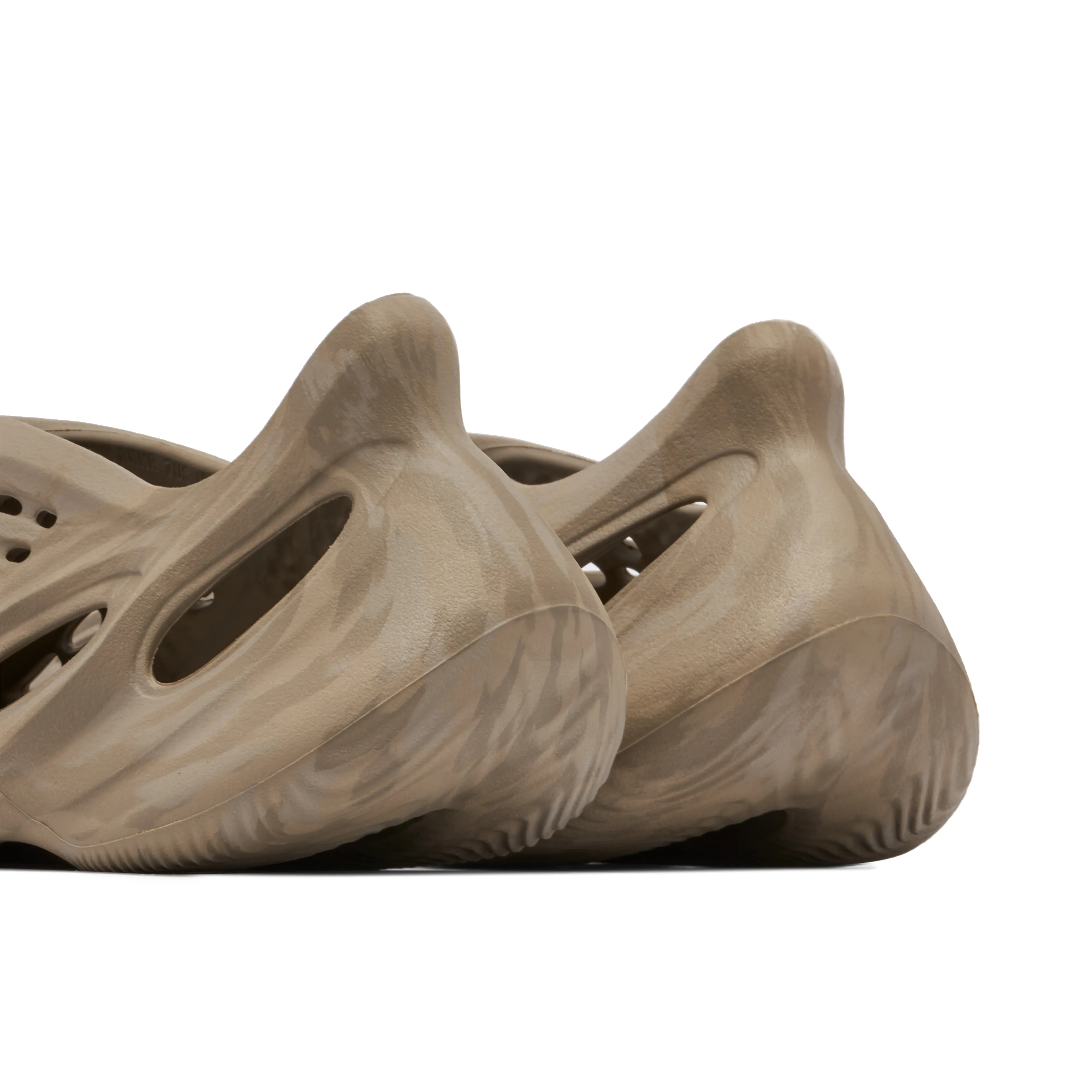 Yeezy Foam Runner Stone Sage - image 4