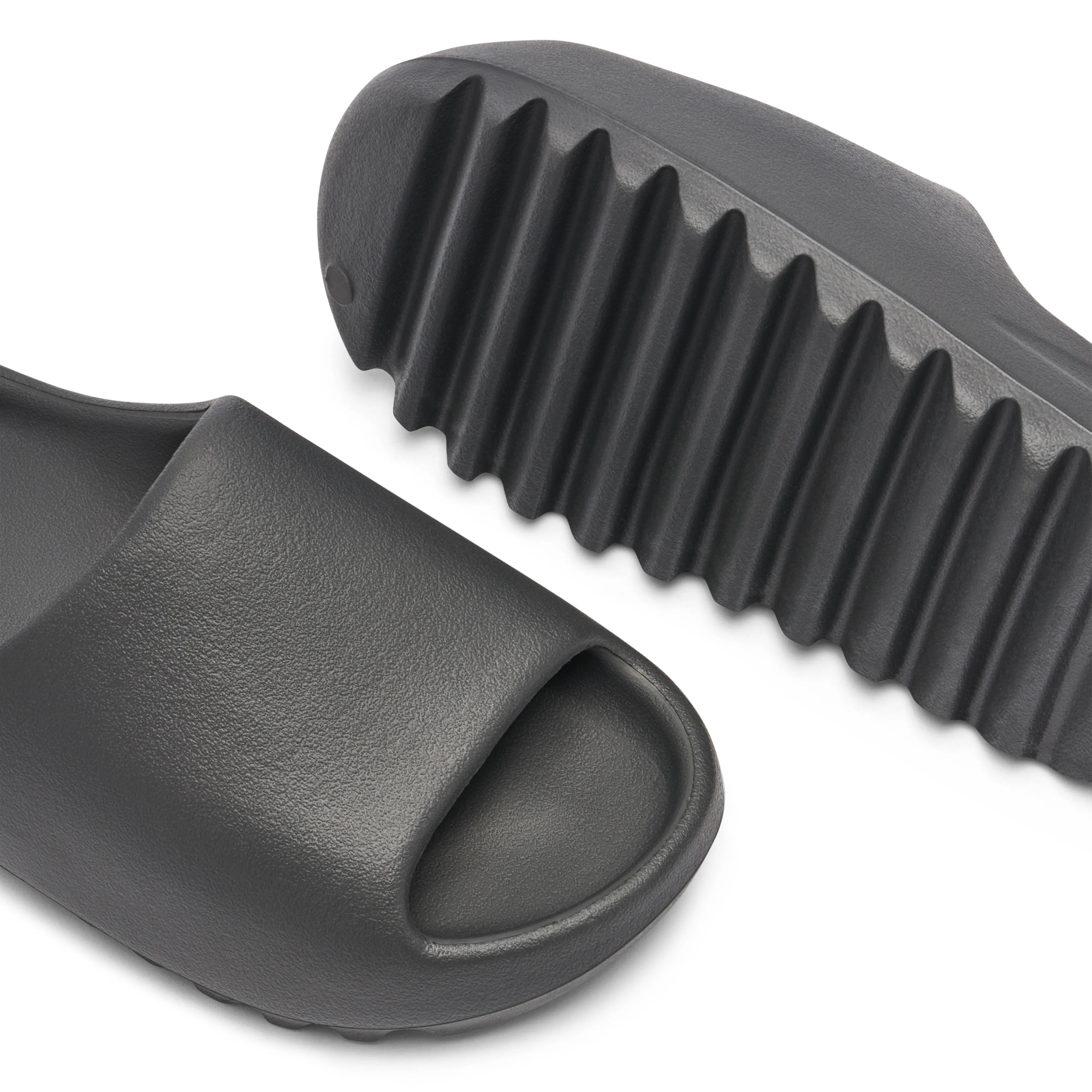 Yeezy Slide Onyx - image 4