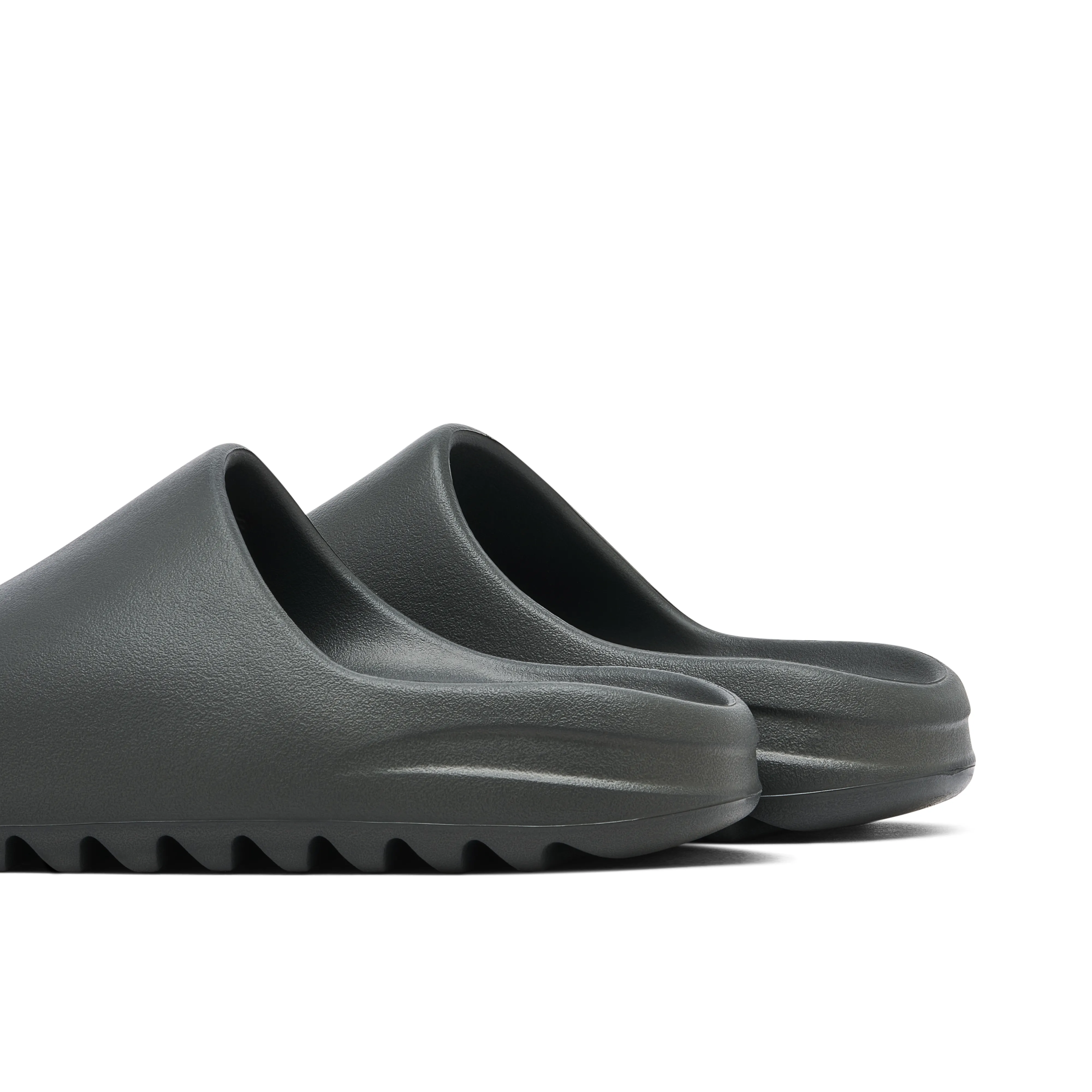 Yeezy Slides Dark Onyx - image 4