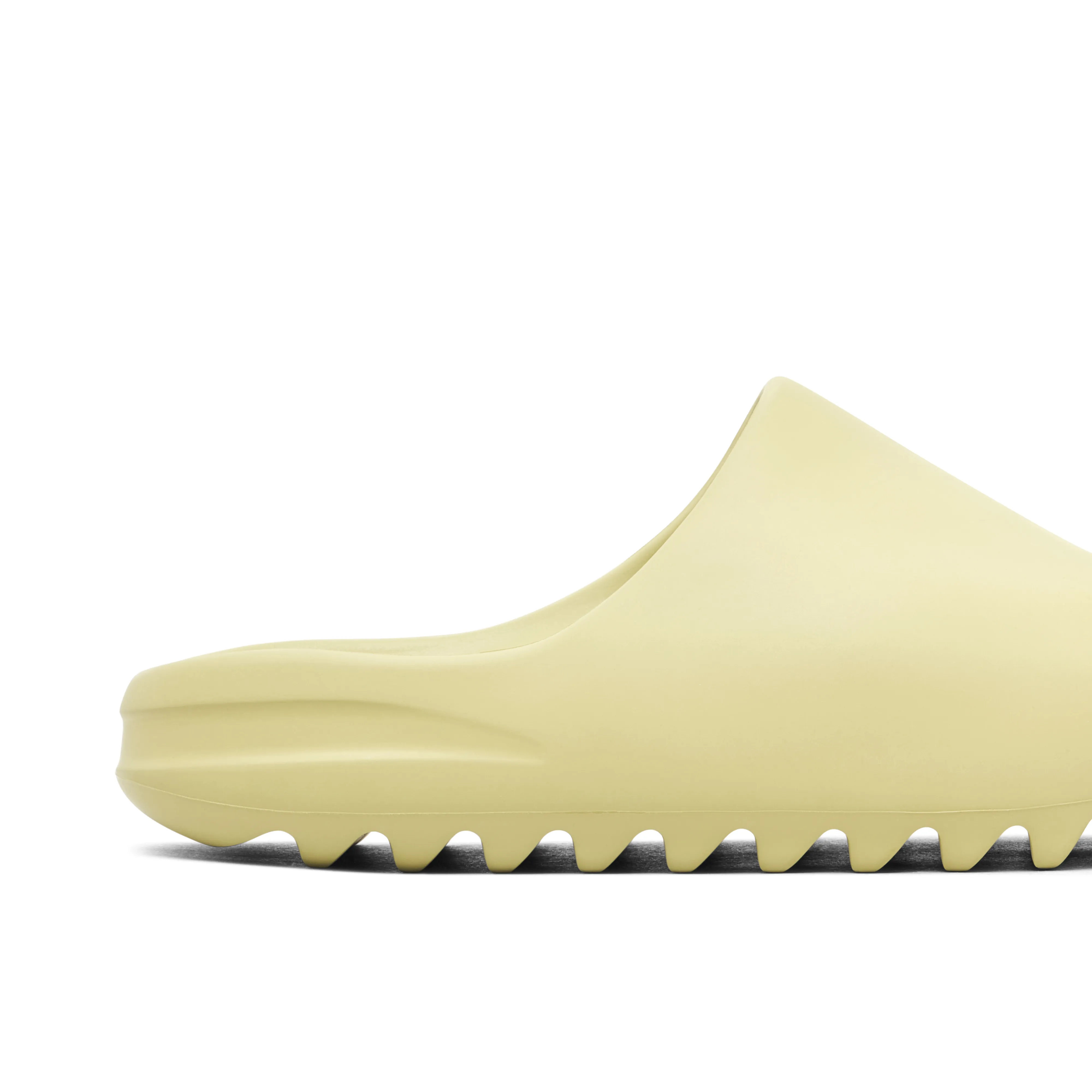 Yeezy Slides Resin 2021 - image 4