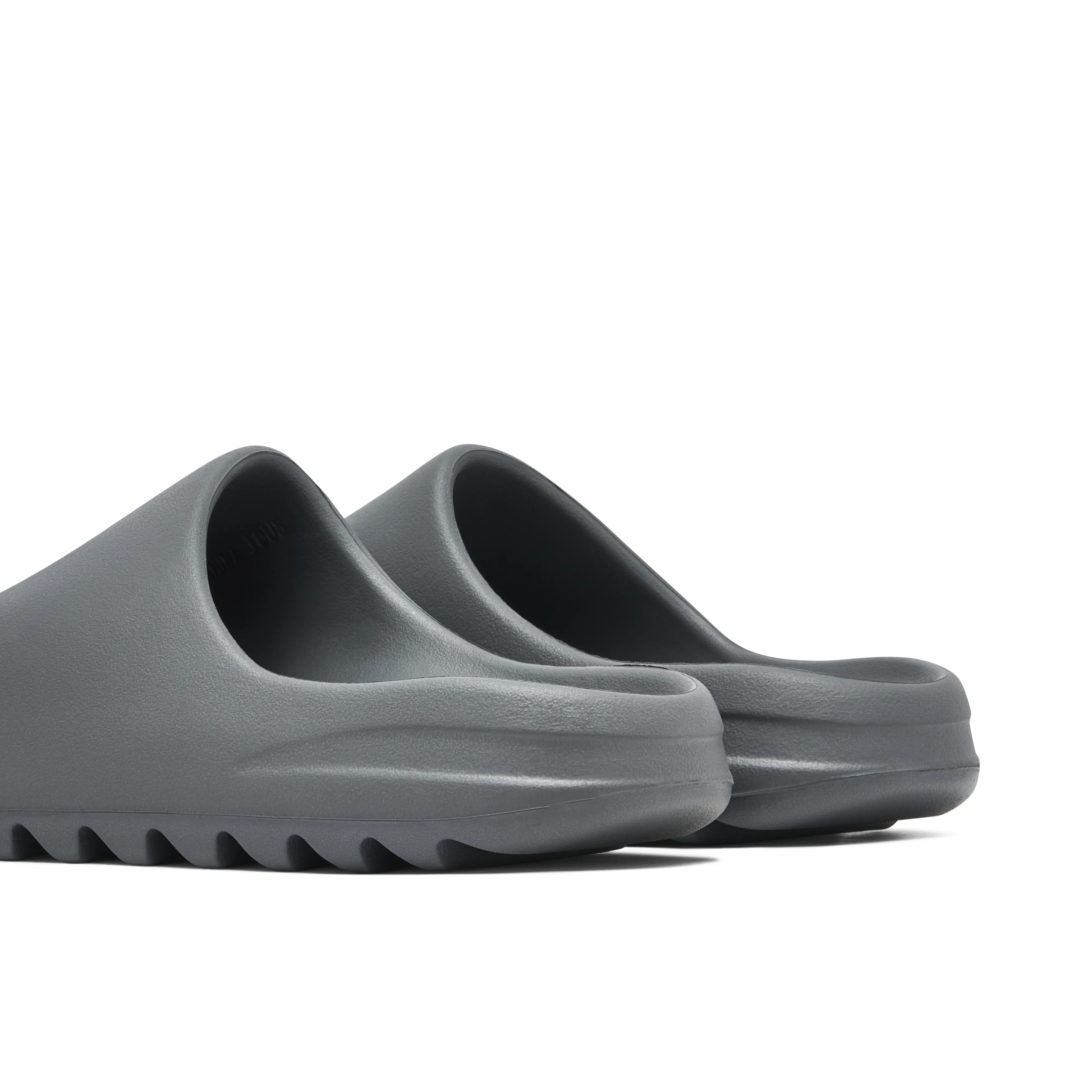 Yeezy Slide Slate Grey - image 3