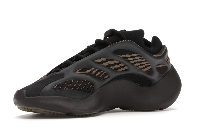 adidas Yeezy 700 V3 Clay Brown - image 16