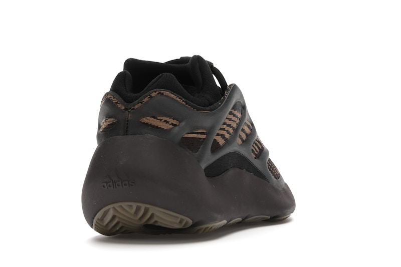adidas Yeezy 700 V3 Clay Brown - image 30