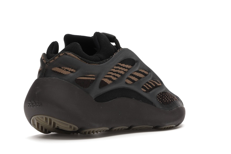 adidas Yeezy 700 V3 Clay Brown - image 32