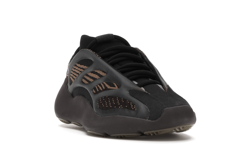 adidas Yeezy 700 V3 Clay Brown - image 7