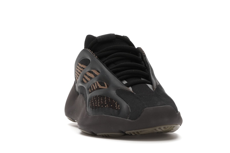 adidas Yeezy 700 V3 Clay Brown - image 8