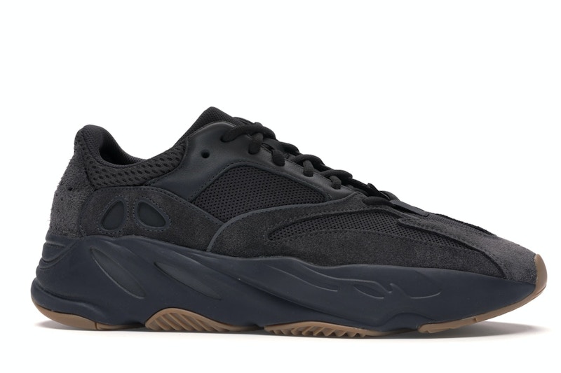 adidas Yeezy Boost 700 Utility Black - image 2