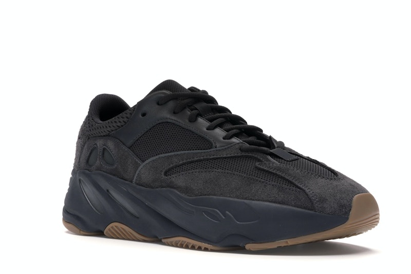 adidas Yeezy Boost 700 Utility Black - image 5