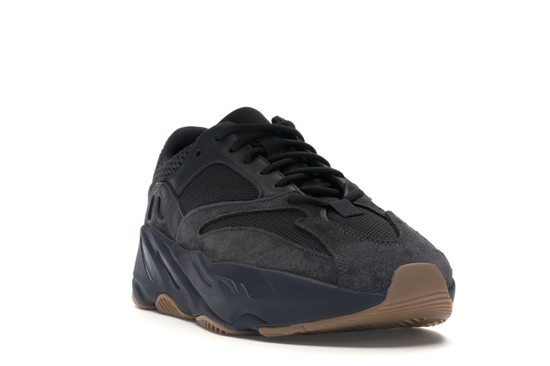 adidas Yeezy Boost 700 Utility Black - image 7