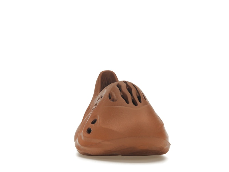 adidas Yeezy Foam RNR Clay Red - image 9