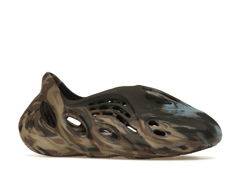 adidas Yeezy Foam RNR MX Cinder - image 3