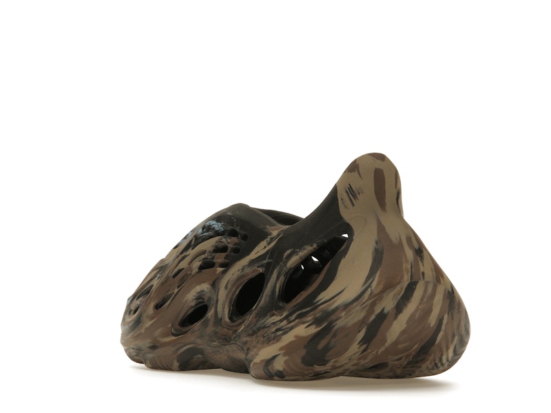 adidas Yeezy Foam RNR MX Cinder - image 25