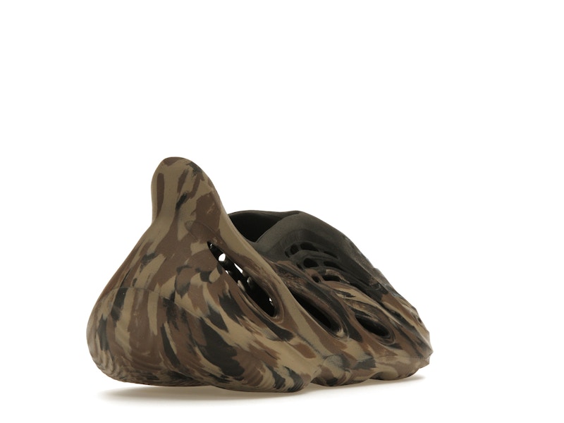 adidas Yeezy Foam RNR MX Cinder - image 31