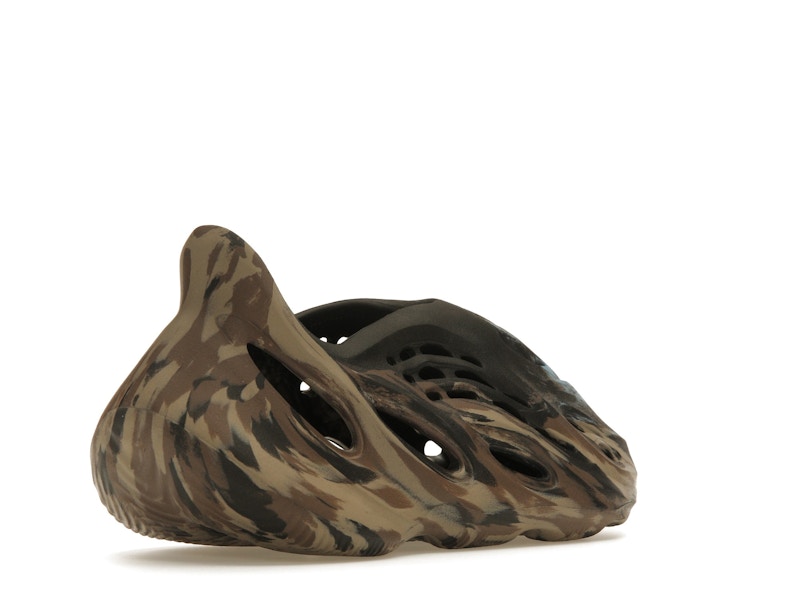 adidas Yeezy Foam RNR MX Cinder - image 32
