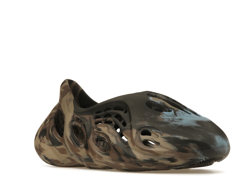 adidas Yeezy Foam RNR MX Cinder - image 5