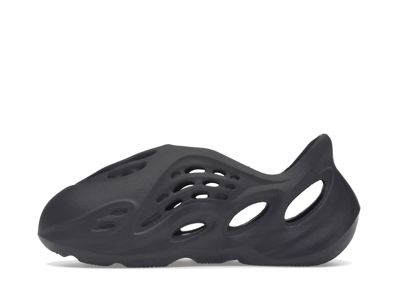 adidas Yeezy Foam RNR Onyx (Kids) - image 19