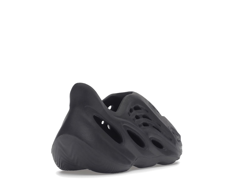 adidas Yeezy Foam RNR Onyx (Kids) - image 31