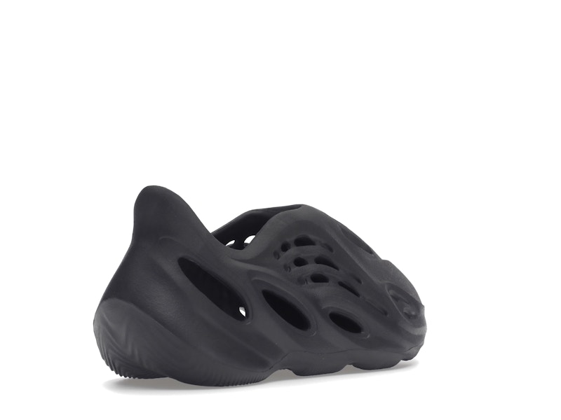 adidas Yeezy Foam RNR Onyx (Kids) - image 32