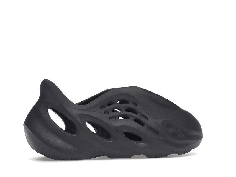 adidas Yeezy Foam RNR Onyx (Kids) - image 35
