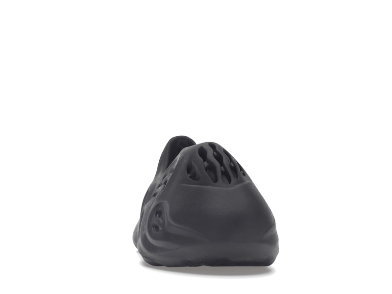 adidas Yeezy Foam RNR Onyx (Kids) - image 9