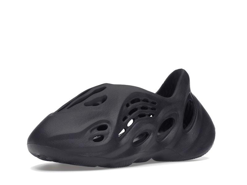 adidas Yeezy Foam RNR Onyx - image 15