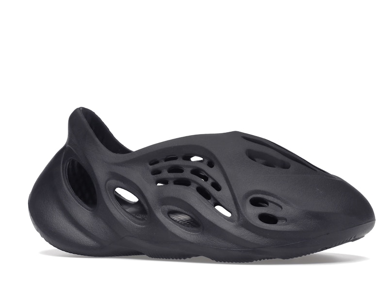 adidas Yeezy Foam RNR Onyx - image 3