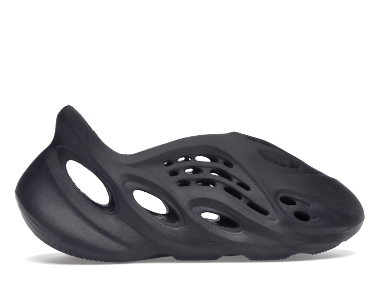 adidas Yeezy Foam RNR Onyx - image 36