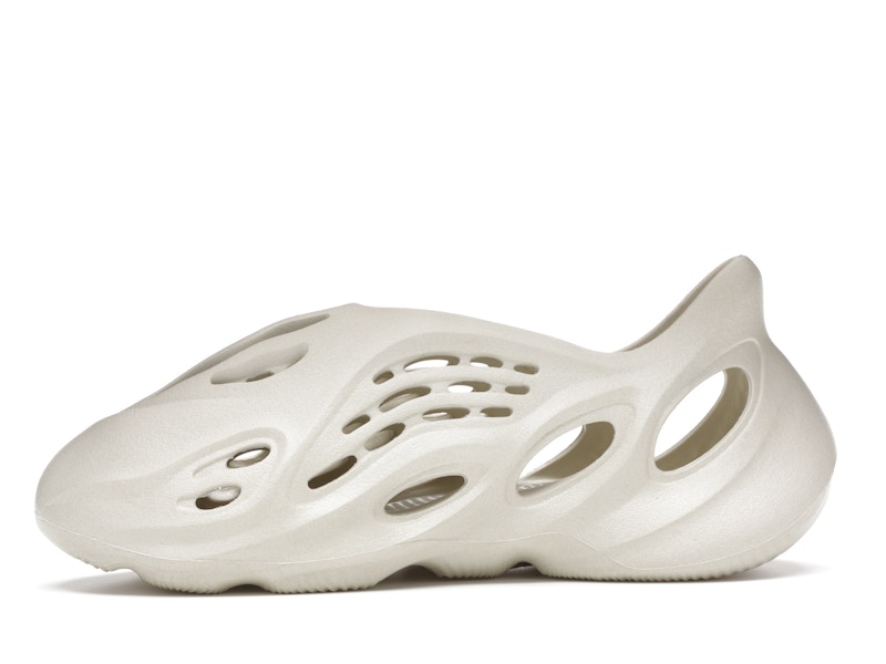 adidas Yeezy Foam RNNR Sand - image 18