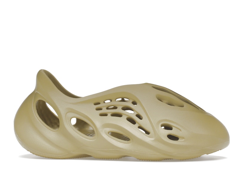 adidas Yeezy Foam RNNR Sulfur - image 2