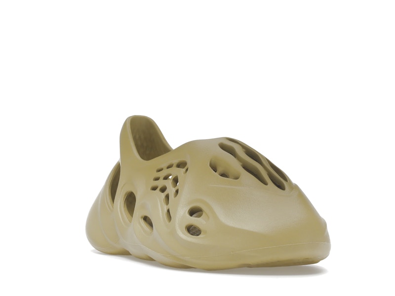 adidas Yeezy Foam RNNR Sulfur - image 7