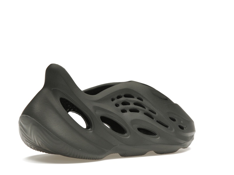 adidas Yeezy Foam RNR Carbon - image 33